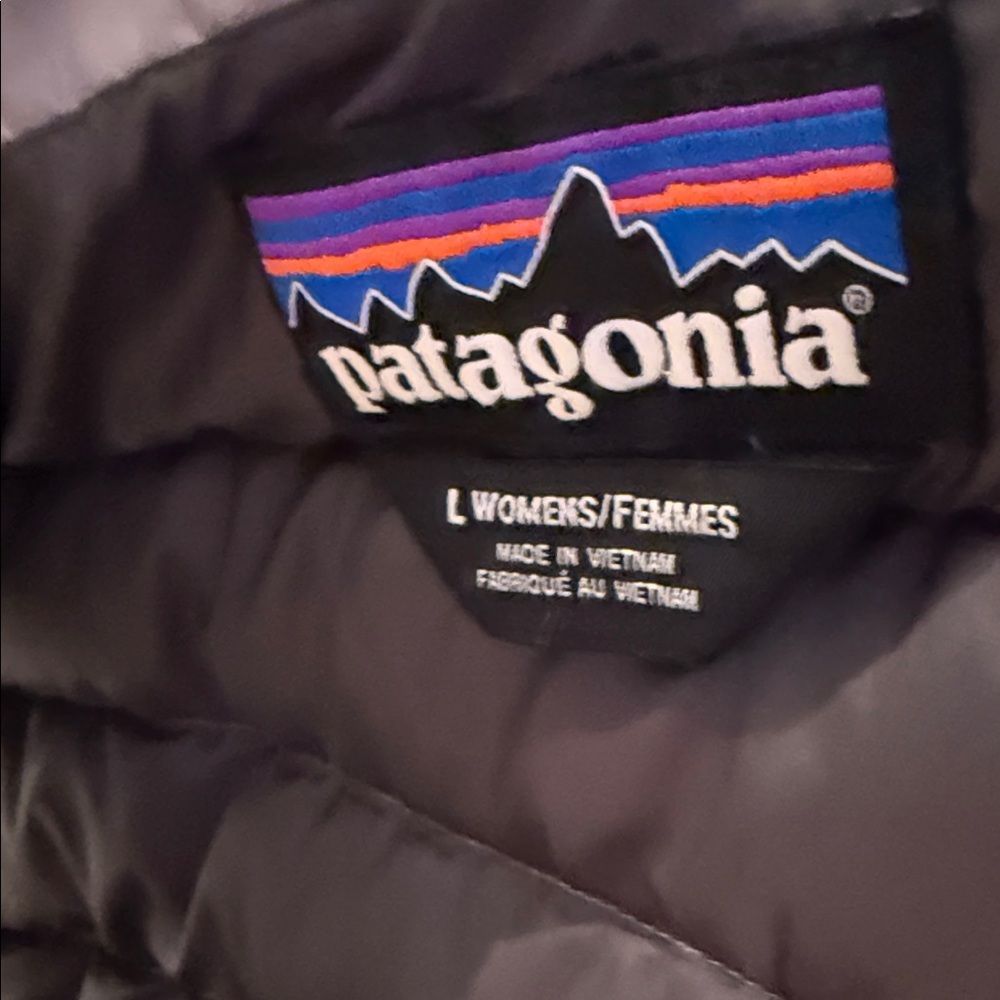 Patagonia Women’s Down Sweater Vest Size L - Picture 5 of 6
